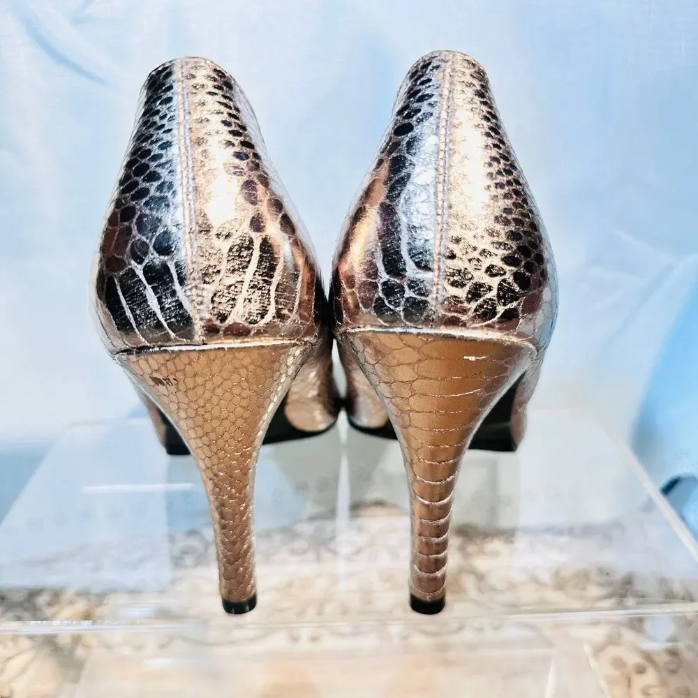 Heels NWT Size 10